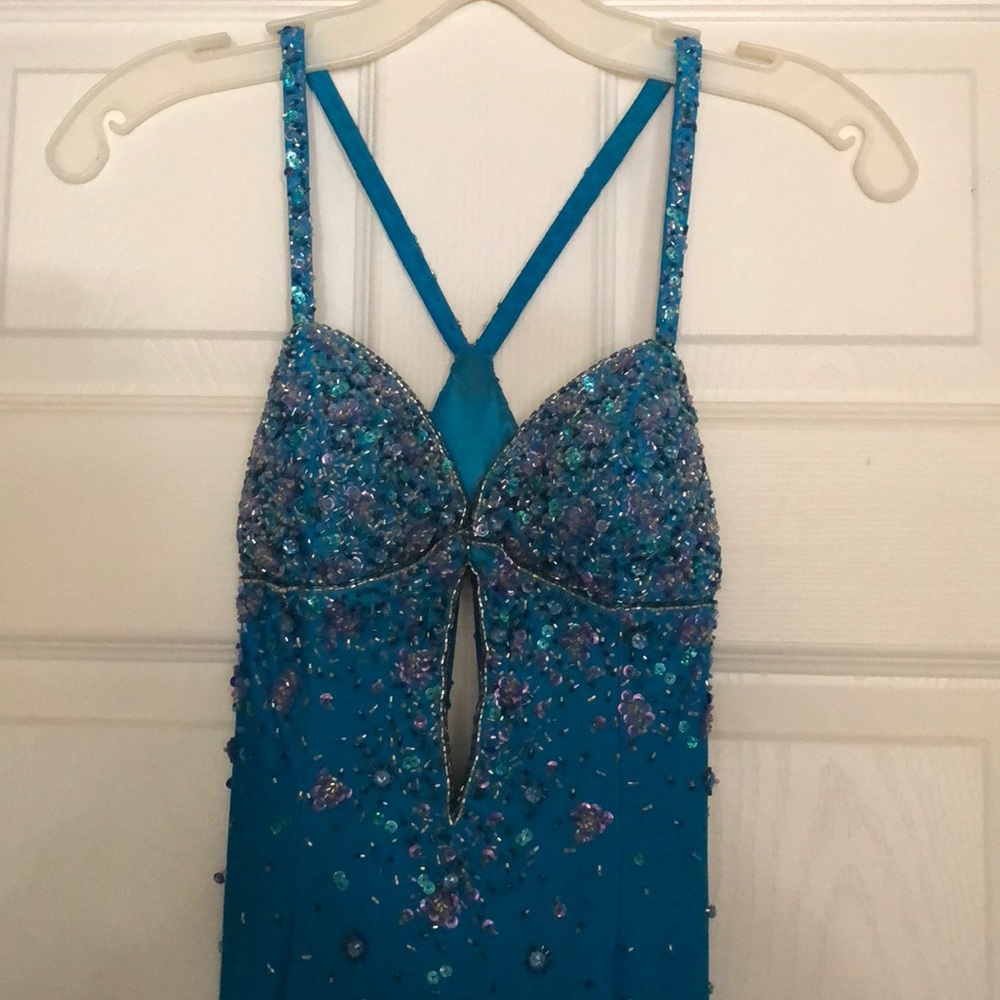 TURQUOISE PROM DRESS ✨💙